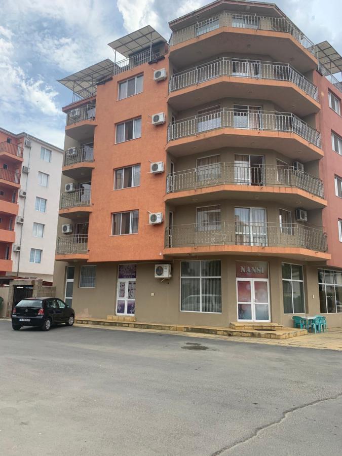 Къща Нанси Sunny Beach Buitenkant foto